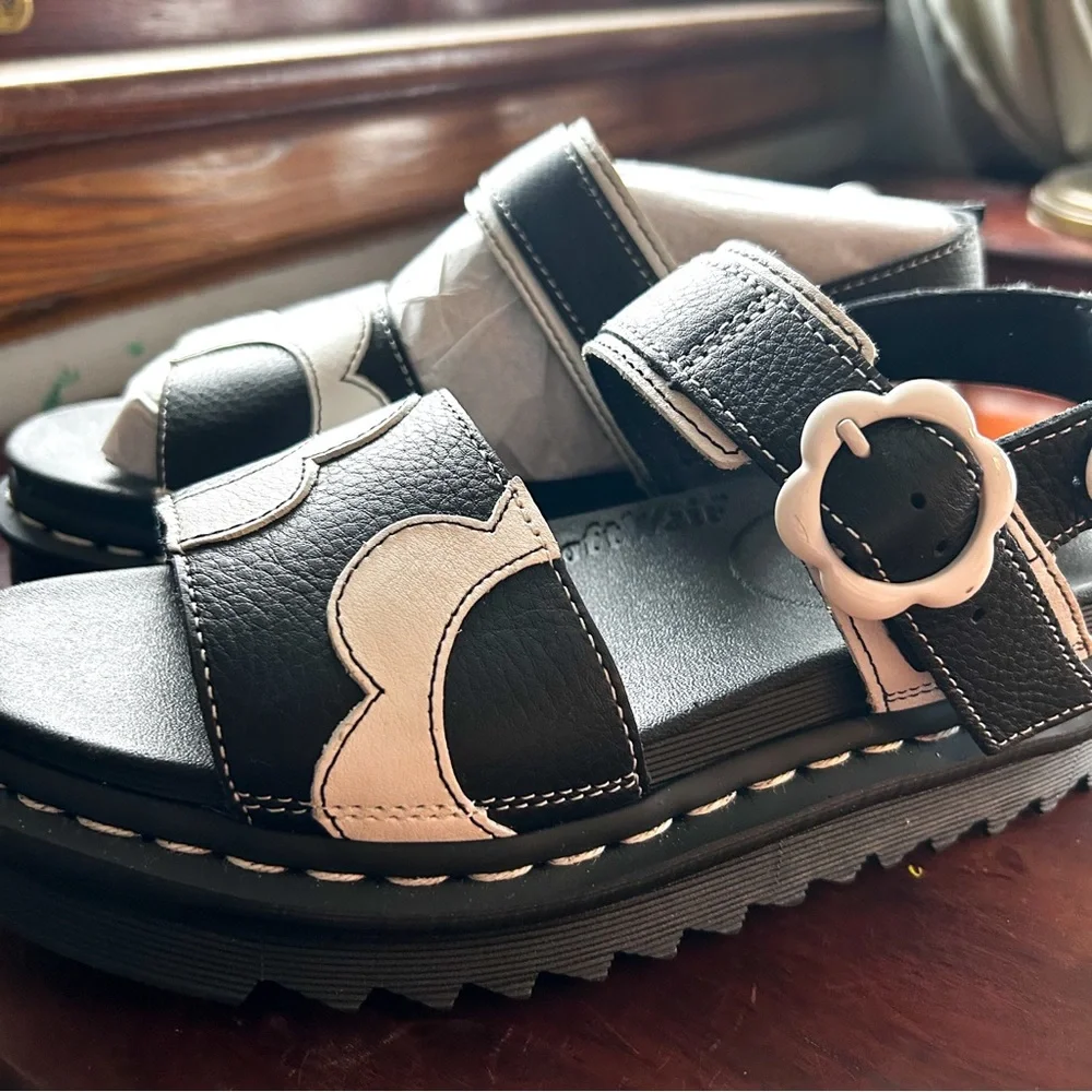 Dr. Martens Voss Mono Floral Sandals Women’s 8 NWOB - Picture 10 of 13